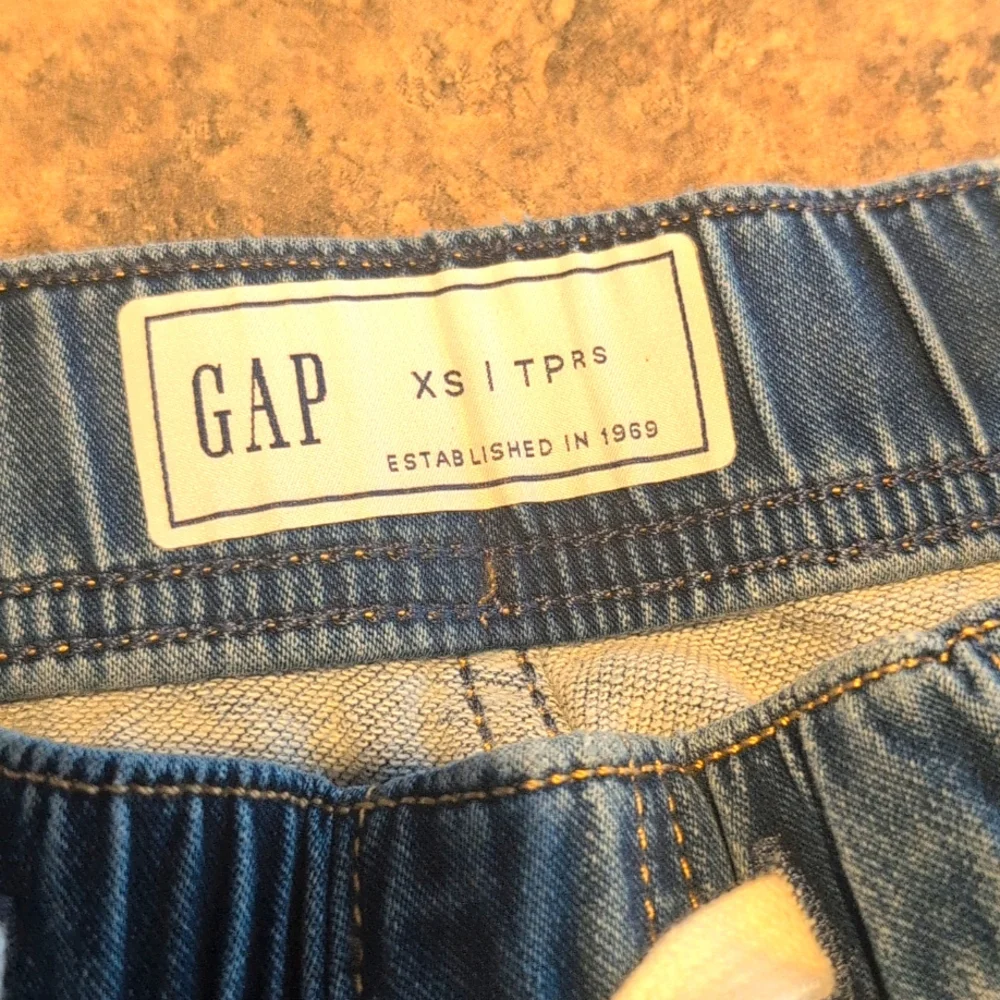 Mid Rise Knit Easy Baggy Jeans by Gap - Picture 2 of 3
